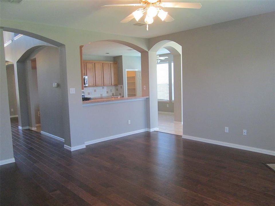 1st image of 1416 McKenzie Dr