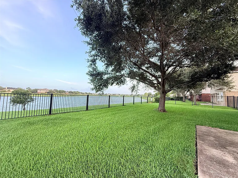 2144 Brittany Colony Dr — Photo 37