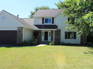 3296 Trainer Rd, Rockford, IL 61114