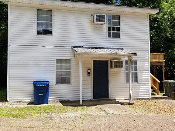 214 Park 1BR upstairs 1BR downstairs 2 separate apartments