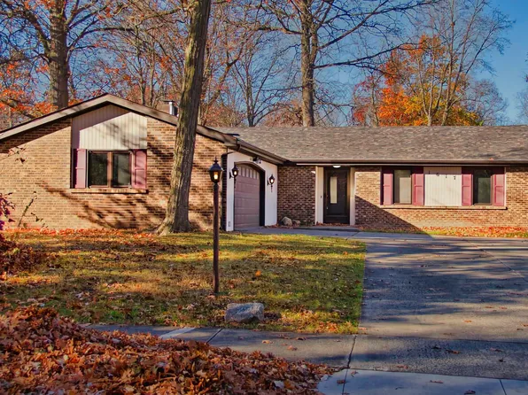1617 Darien Dr, Fort Wayne, IN 46815