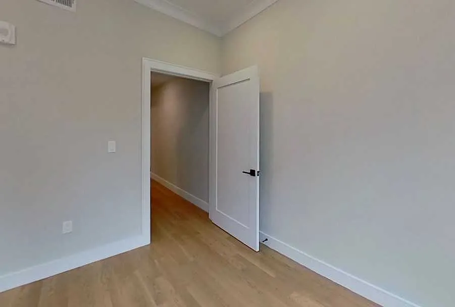 2 bed, $4,450 — Photo 3