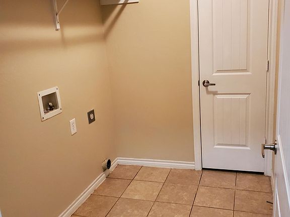 5th image of 2332 NW 158th St