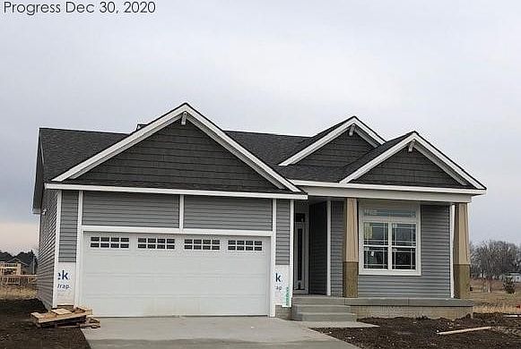 1st image of 317 SE Hollows Ct
