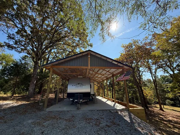 Cedar Grove Rd, Simpson, IL 62985