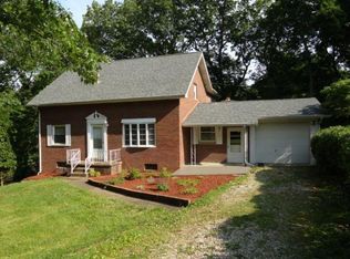 6012 E Pea Ridge Rd, Huntington, WV 25705