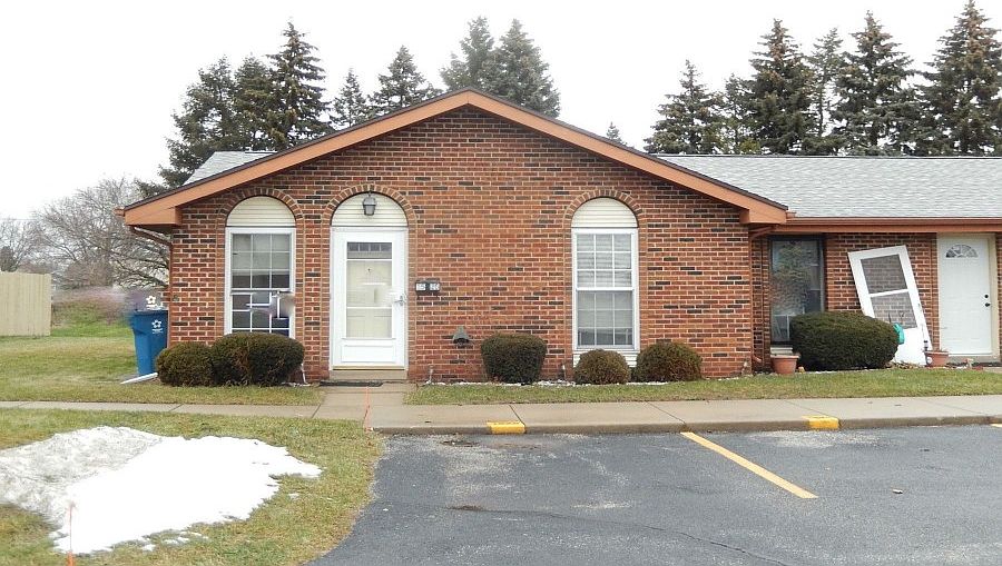 1st image of 1526 Berkley Cir