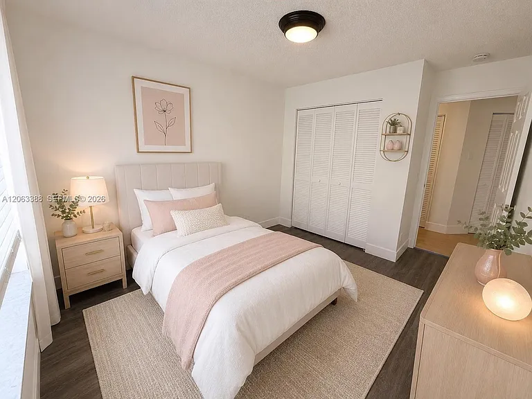 837 Tanglewood Cir — Photo 15