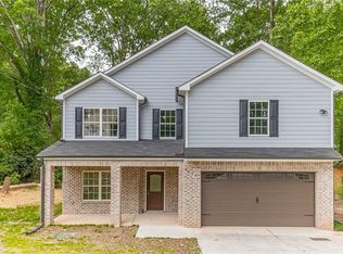 2844 Six Gun Dr, Gainesville, GA 30507