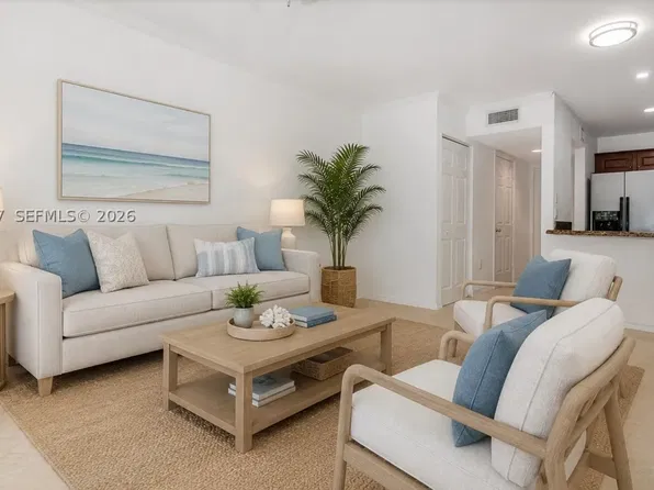 1000 Palm Trl #6, Delray Beach, FL 33483