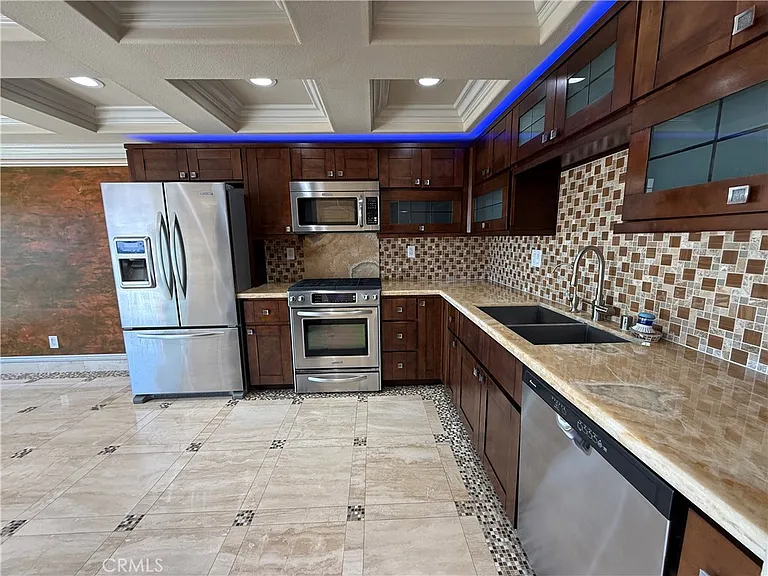 18 Odyssey Ct #116 — Photo 11