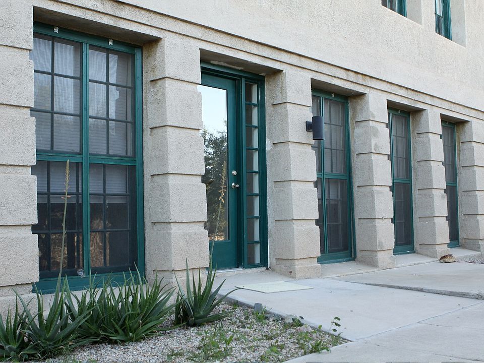 2nd image of 201 W Esperanza Ave APT 1001