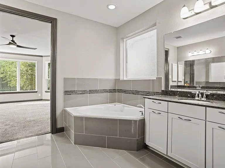 14105 N Lake Branch Ln — Photo 10