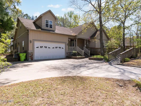 6321 Albatross Drive, New Bern, NC 28560