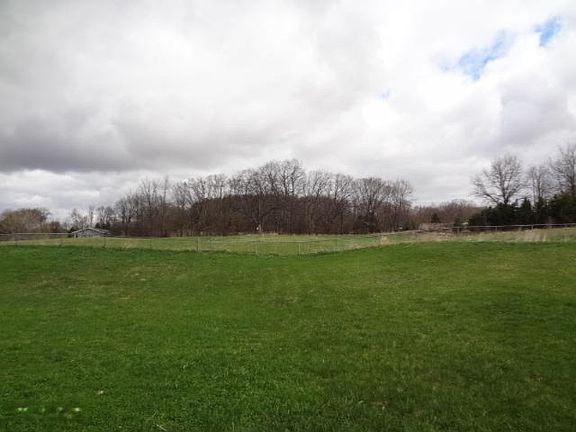 4th image of 2315-21 Mile Rd NE