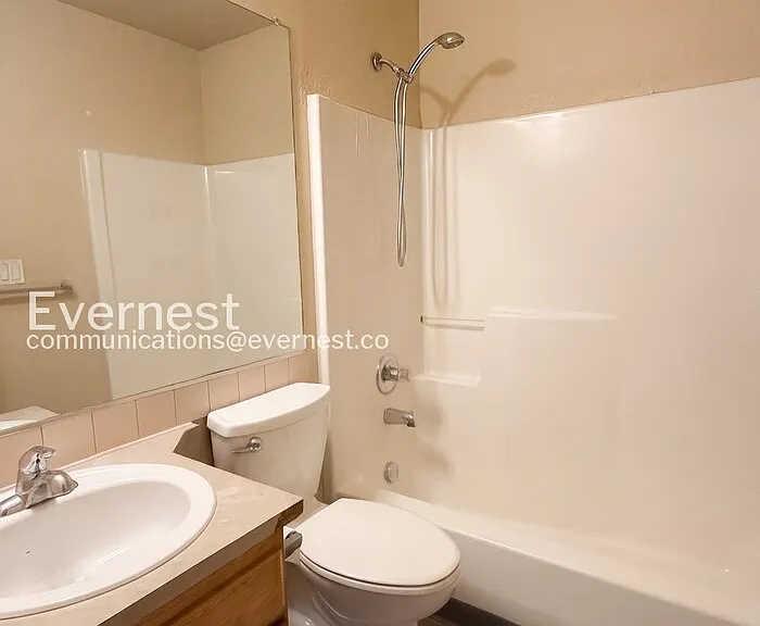 12135 SE Harold St — Photo 14