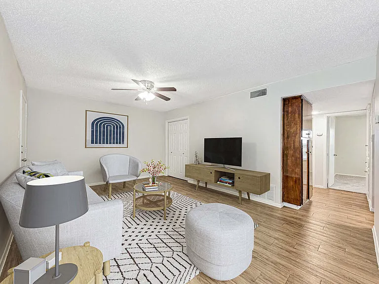 Austin Parke Apartments — Photo 7
