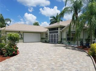 6812 Compton Ln N, Naples, FL 34104