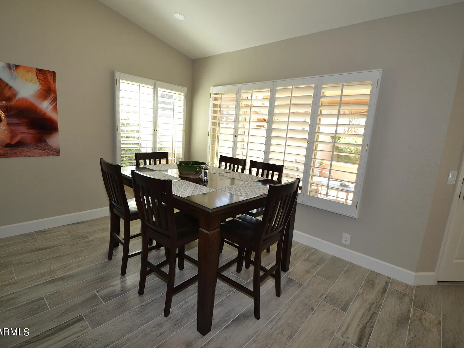 2 bed, 2.0 bath, 1574 sqft, $4,000 — Photo 3