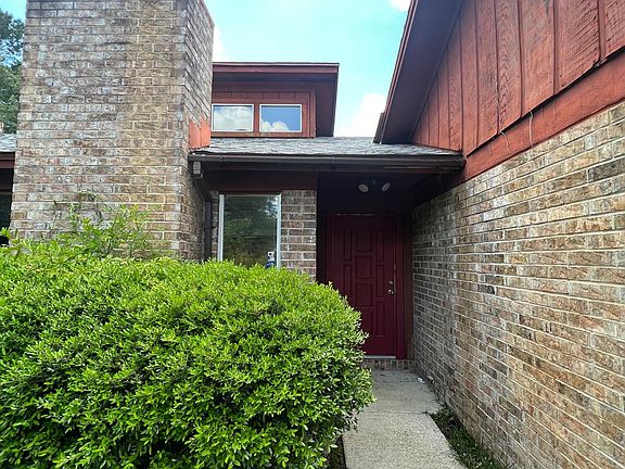 3rd image of 8717 Bishopswood Dr