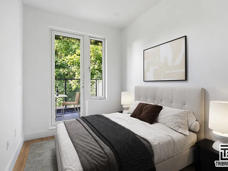 461 Lexington Ave #4 — Photo 5