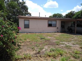 809 W Henrietta Ave, Kingsville, TX 78363