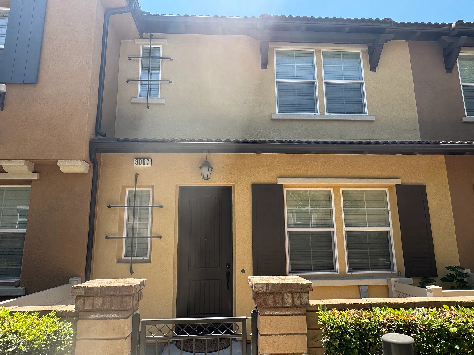 3 bed, 2.5 bath, 1462 sqft, $3,100 — Photo 1