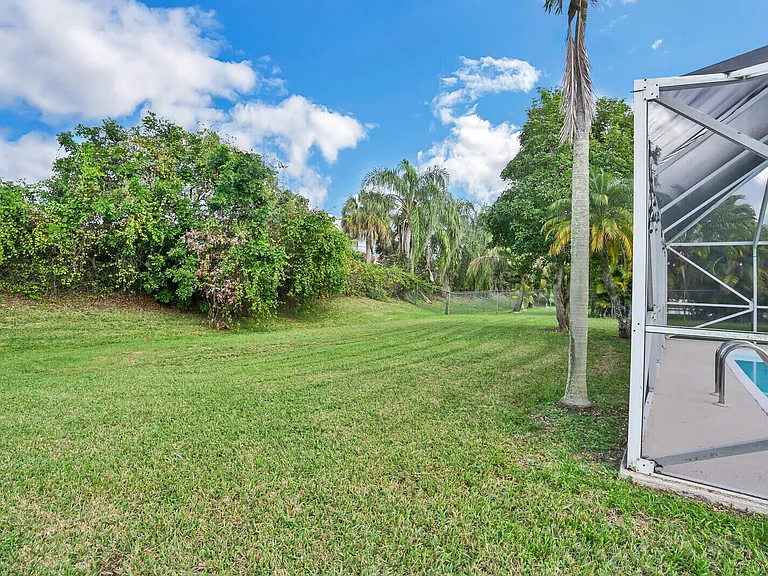 10567 Paso Fino Dr — Photo 34