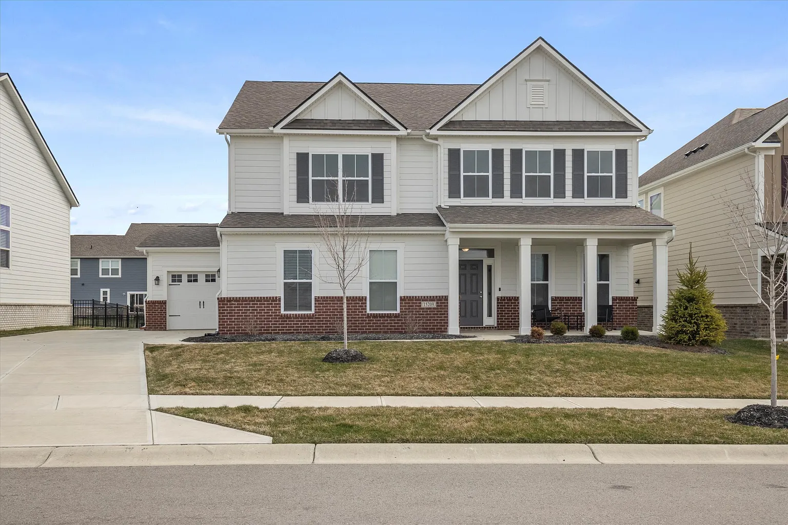 15209 Manning Way photo 1
