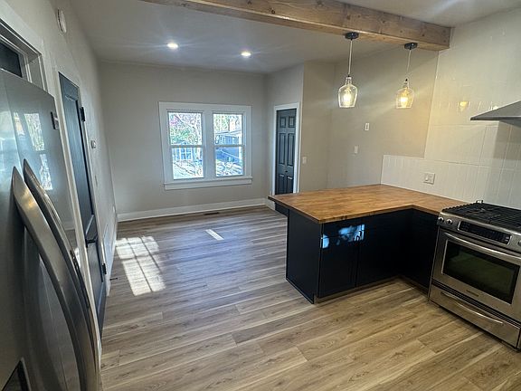 4th image of 144 Crystal Park Rd #3