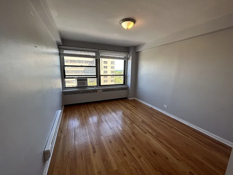 4180 Marine Terrace Apartments — Photo 125