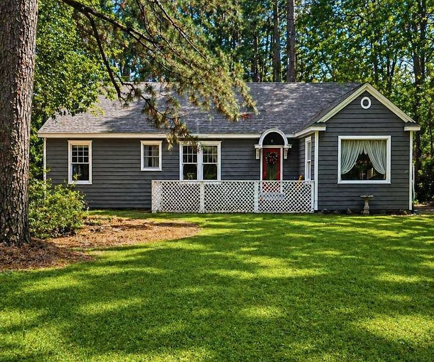 1st image of 2405 Meriwether Rd