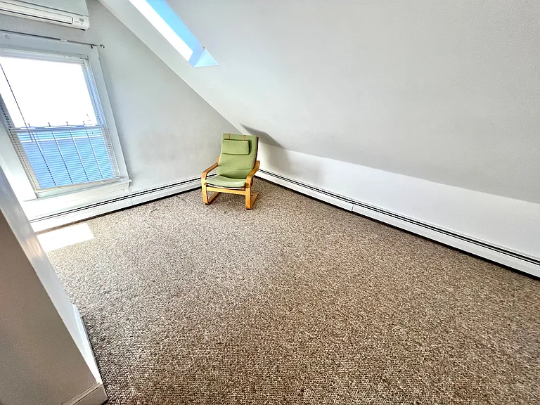 32 Fairmont Ave #2R — Photo 34