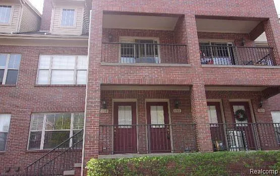 161 Allenhurst Ave — Photo 1