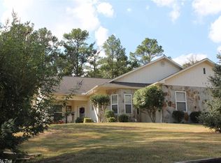 155 Ridgeway Pl, Hot Springs, AR 71901