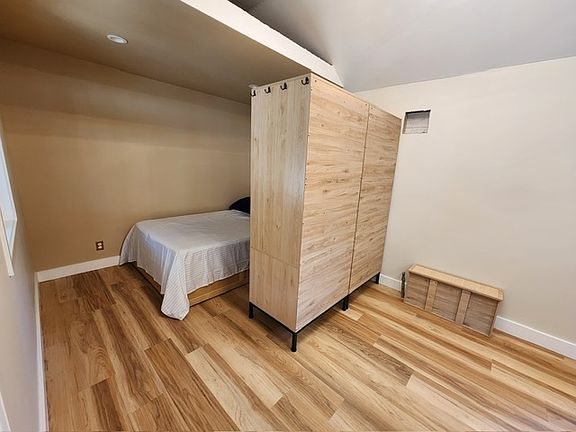 2nd image of 16 Prospect Ave #1/2