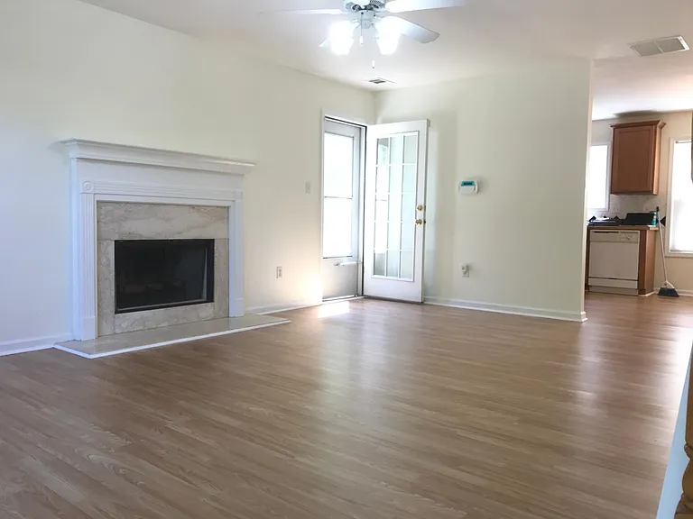 5990 Hickory Springs Dr — Photo 2