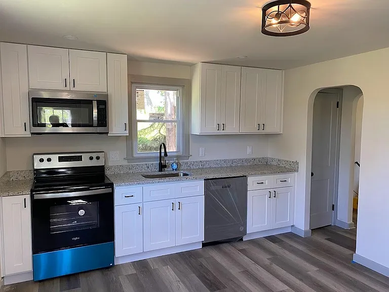 822 N Limekiln Pike — Photo 1