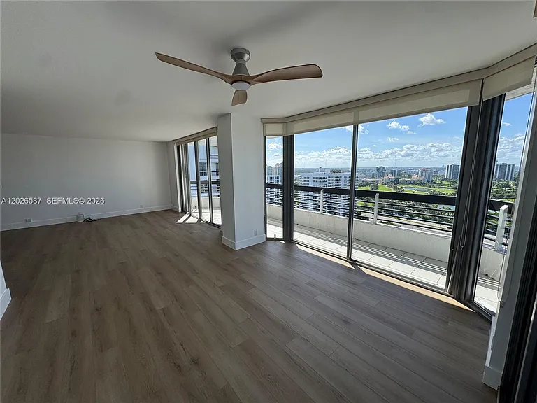 3530 Mystic Pointe Dr #2709 — Photo 13