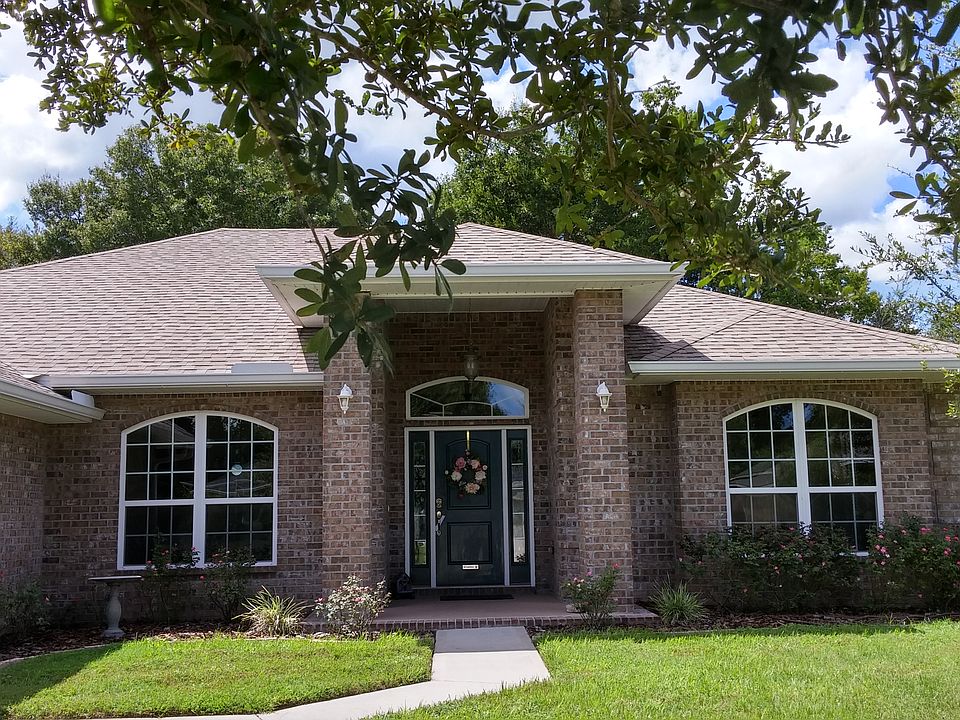 1st image of 704 Deer Fern Ave