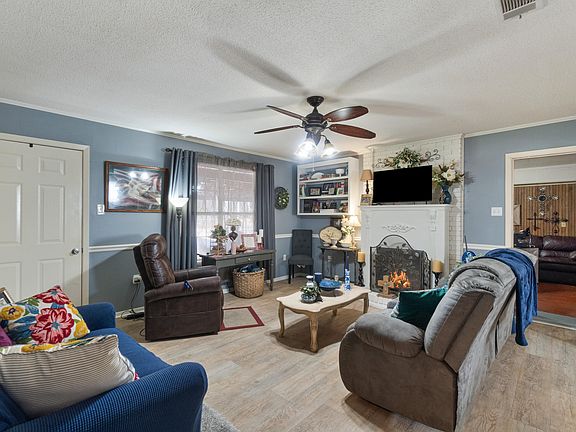 5th image of 453 Ginntown Rd