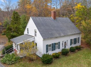 116 Wallace Hill Rd, Townsend, MA 01469