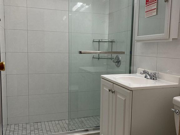 4th image of 6225 69th Ln Floor 2