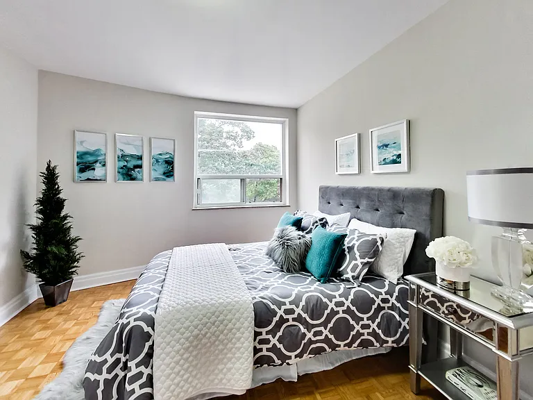 42 Glen Elm Ave #206 — Photo 66