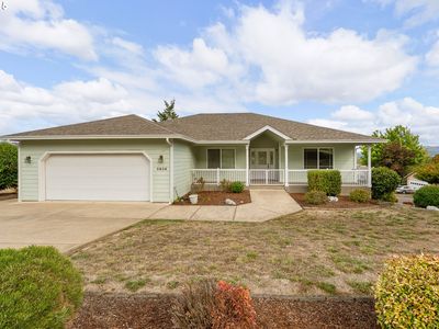 2838 W Juniper Ct, Roseburg, OR, 97471