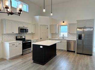 1524 6th Ave NE, Dilworth, MN 56529