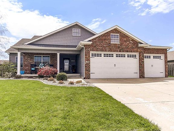 5th image of 270 Parkview Dr