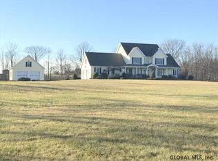 76 Green Acres Ln, Hudson Falls, NY 12839