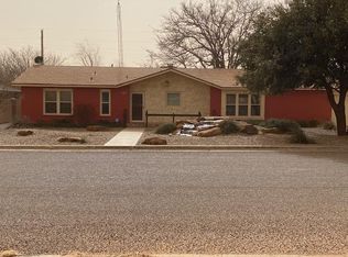 105 NE 26th St, Lamesa, TX 79331
