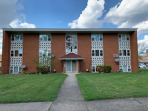 554 Pershing Ave #F Photo 1